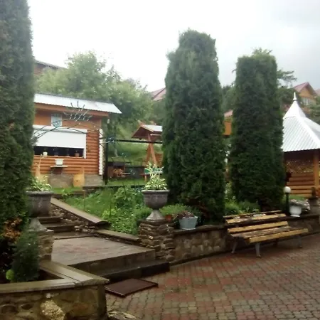 у власія Гостевой дом Putyla