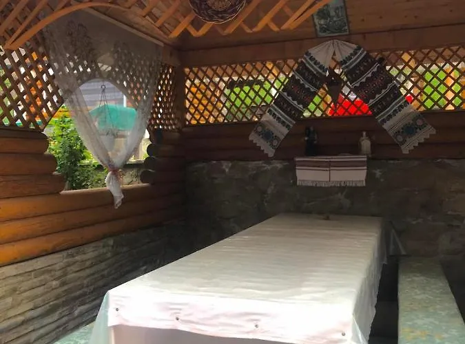 у власія Konukevi